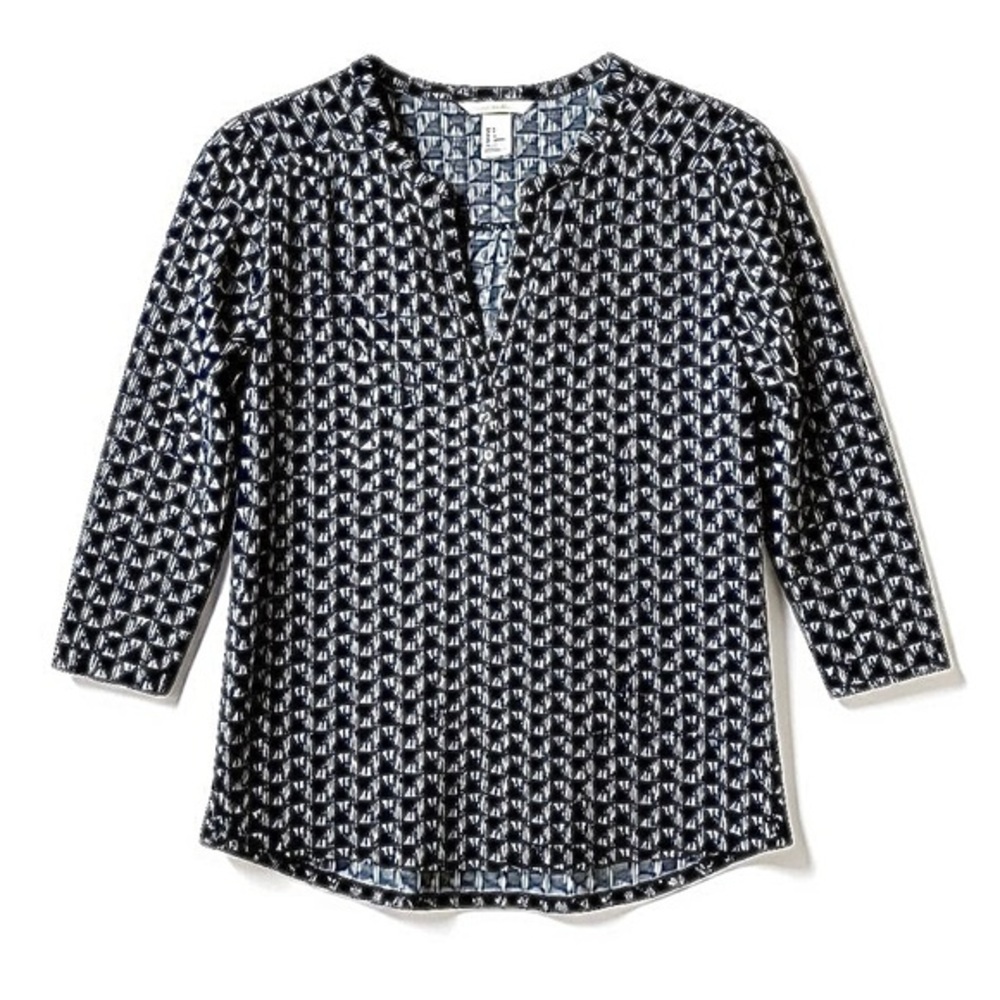 4/$20 H&M Black White Geometric Print Hi-Low Top Small - Picture 2 of 6